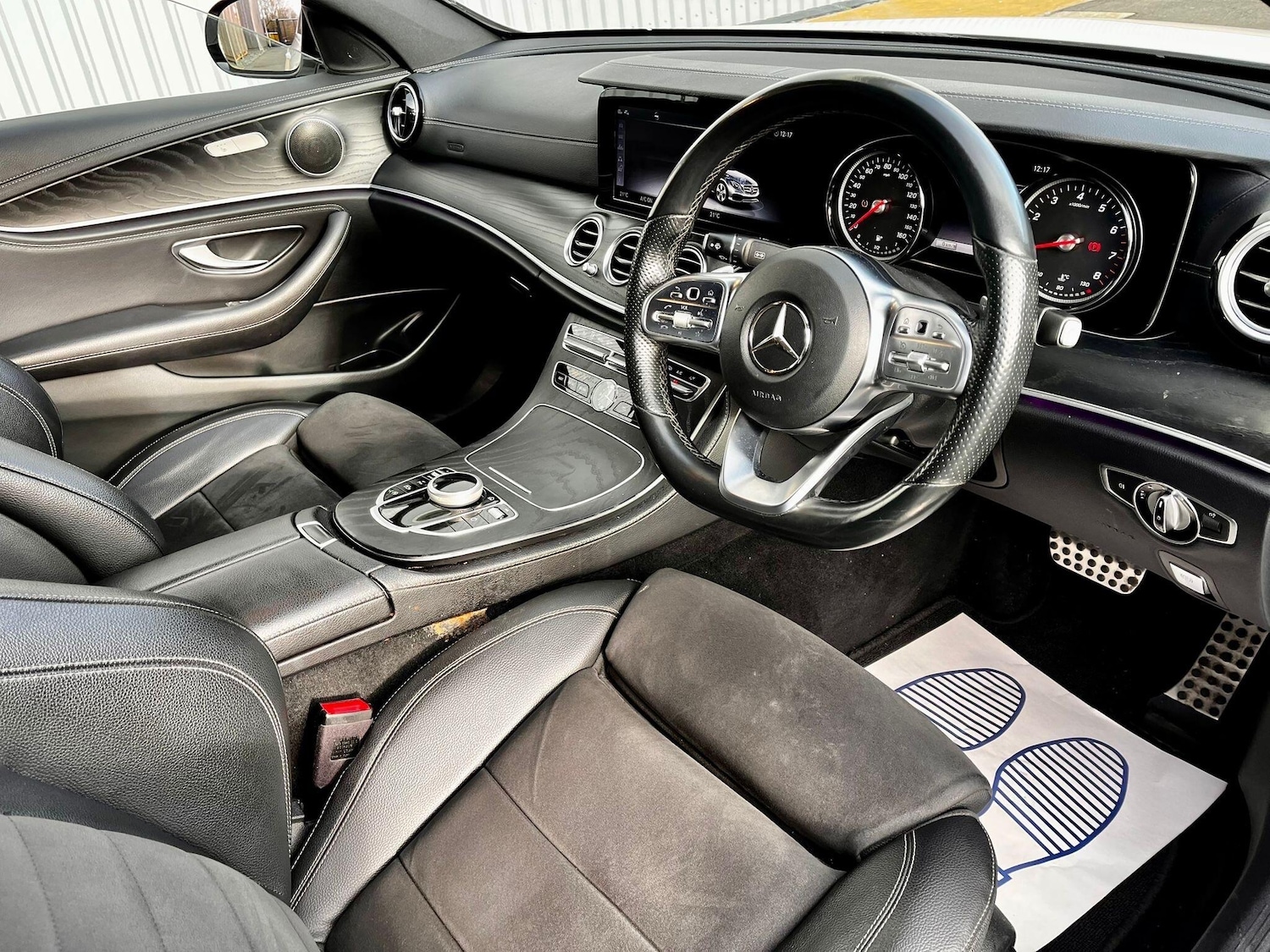 Used Mercedes-Benz E Class for sale - 76824409: Photo 12