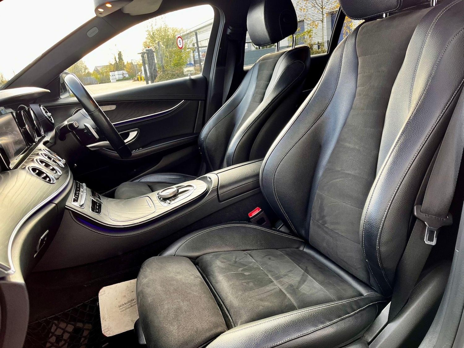 Used Mercedes-Benz E Class for sale - 76824409: Photo 64