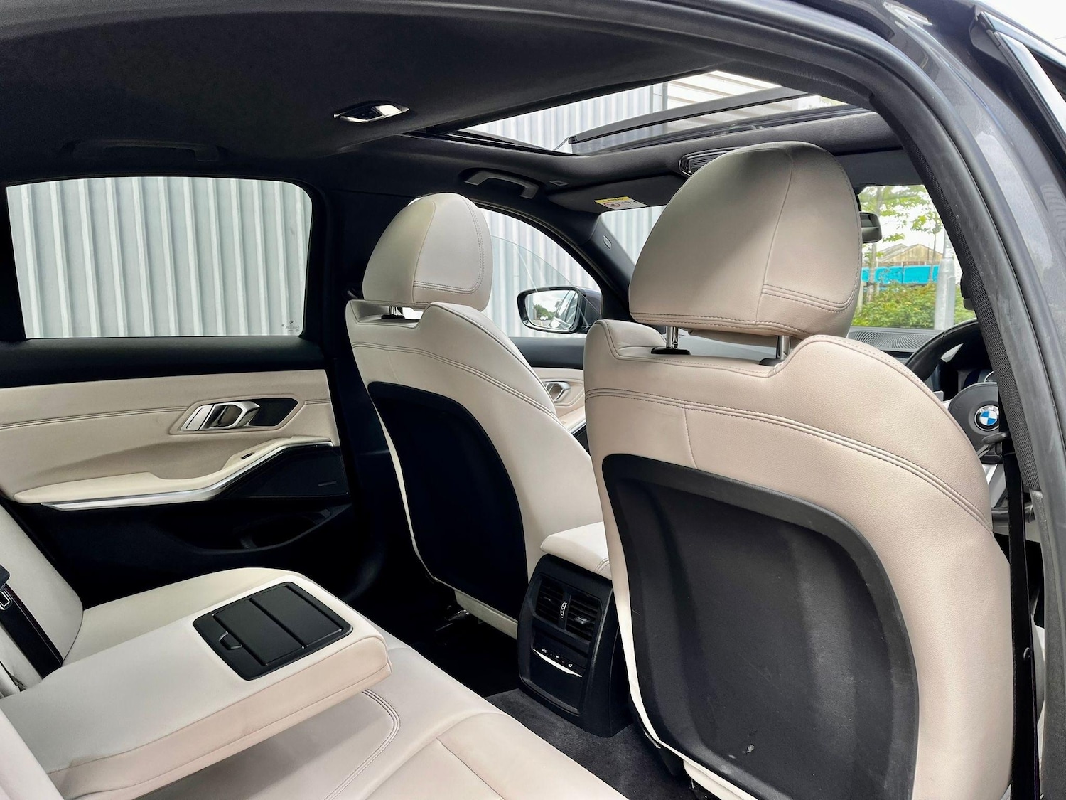 Used BMW 3 Series 2019 for sale - 77625214: Photo 15