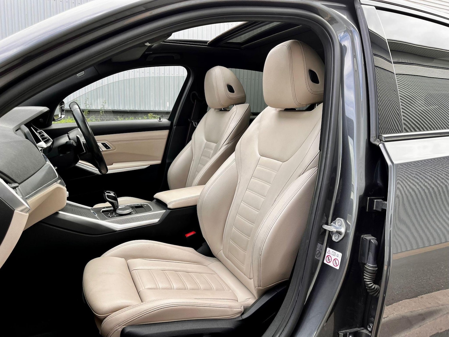 Used BMW 3 Series 2019 for sale - 77625214: Photo 17