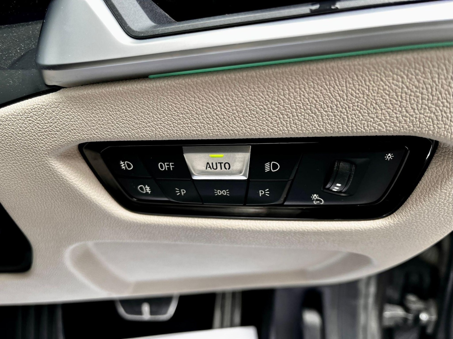 Used BMW 3 Series 2019 for sale - 77625214: Photo 26