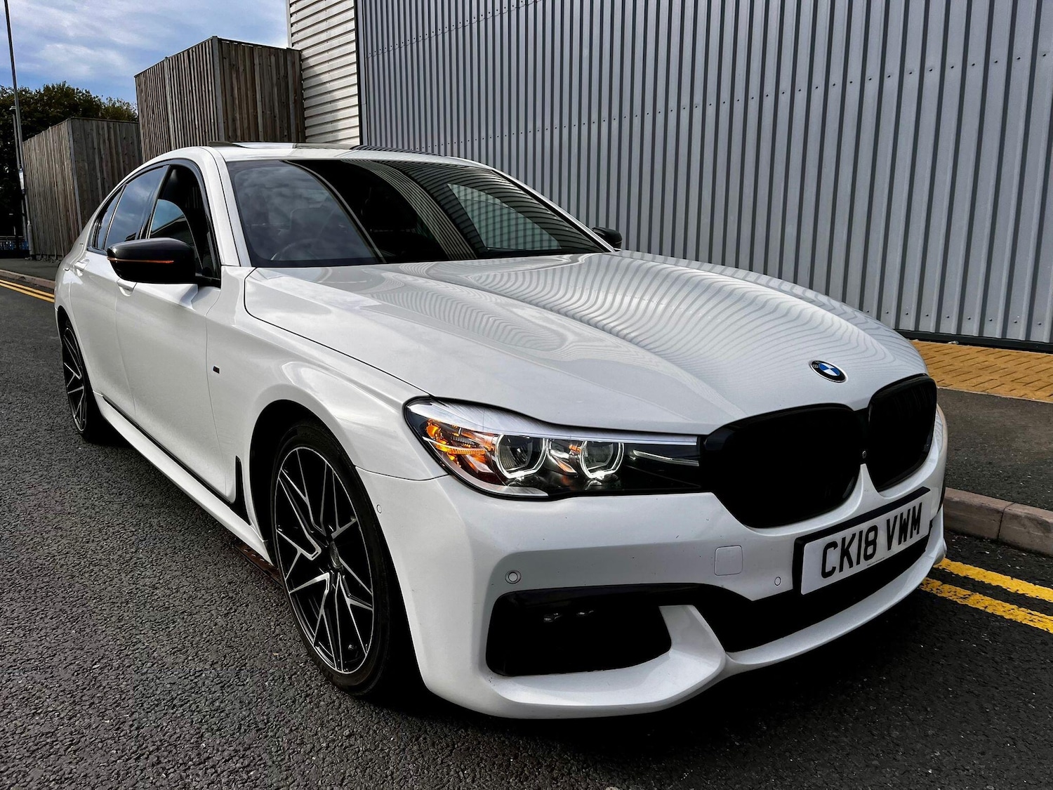Used BMW 7 Series 2018 for sale - 76152951: Photo 1