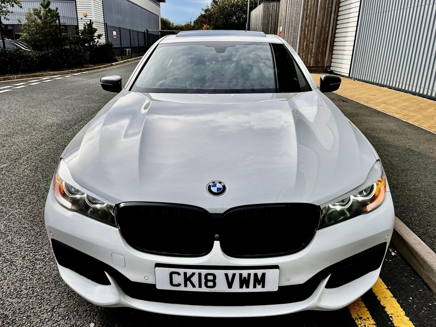 Used BMW 7 Series 2018 for sale - 76152951: Photo 2