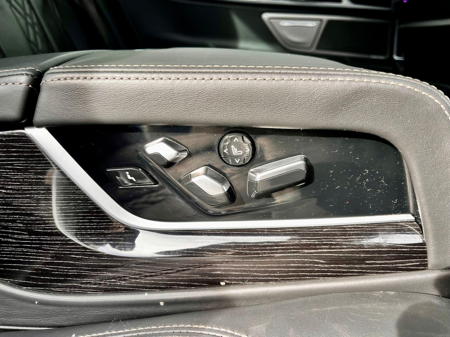 Used BMW 7 Series 2018 for sale - 76152951: Photo 44
