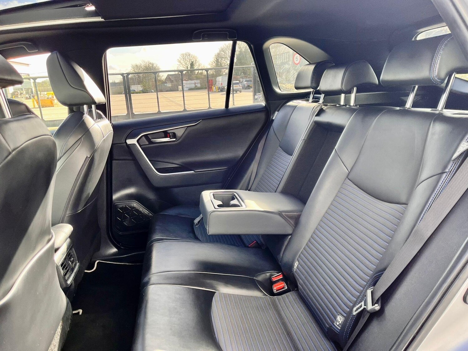 Used Toyota RAV4 for sale - 77671916: Photo 33