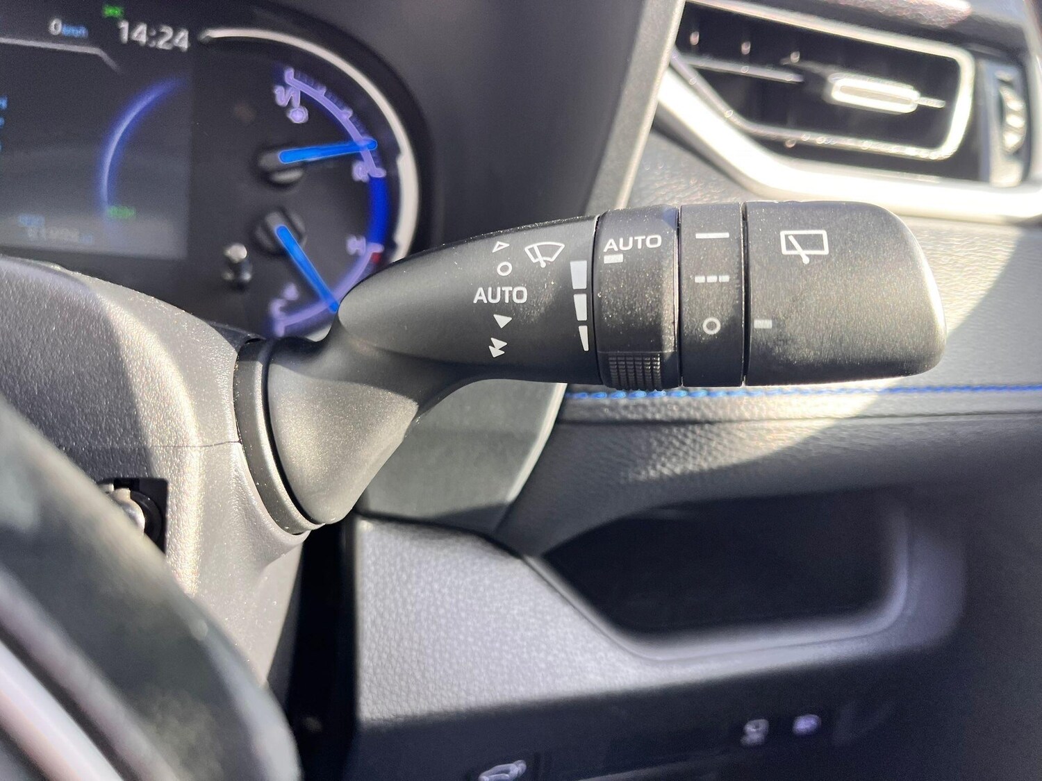 Used Toyota RAV4 for sale - 77671916: Photo 52