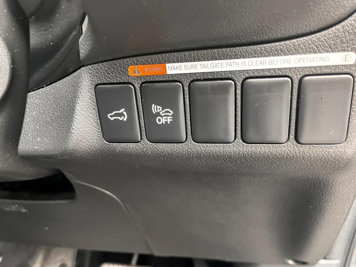 Used Mitsubishi Outlander 2018 for sale - 77175823: Photo 27