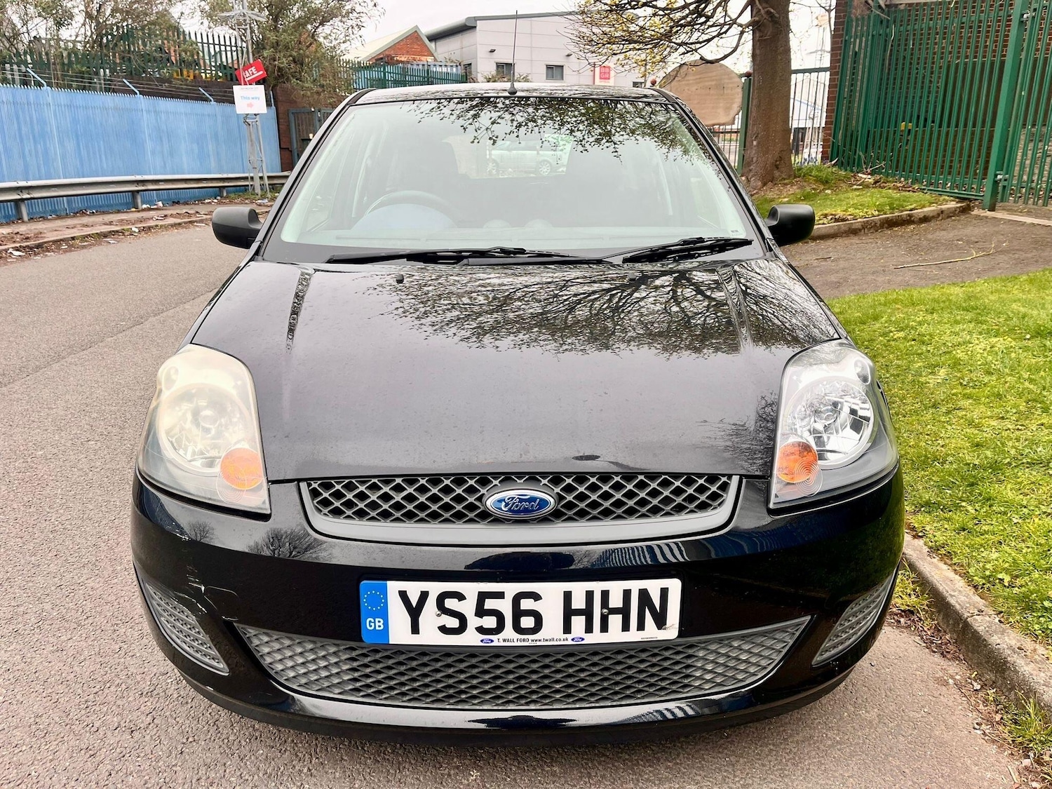 Used Ford Fiesta 2007 for sale - 78115415: Photo 2