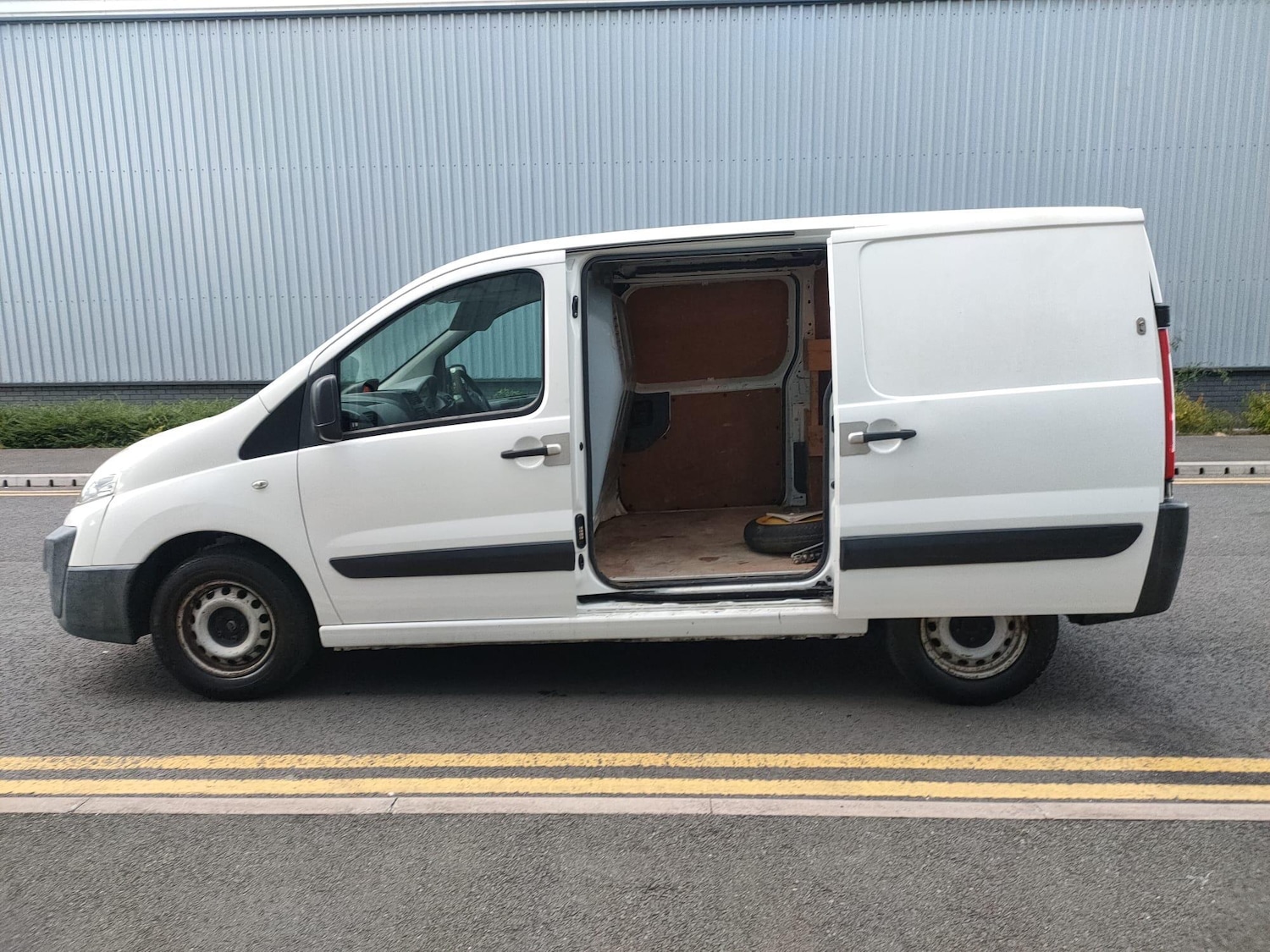 Used Citroen Dispatch 2011 for sale - 76619867: Photo 10