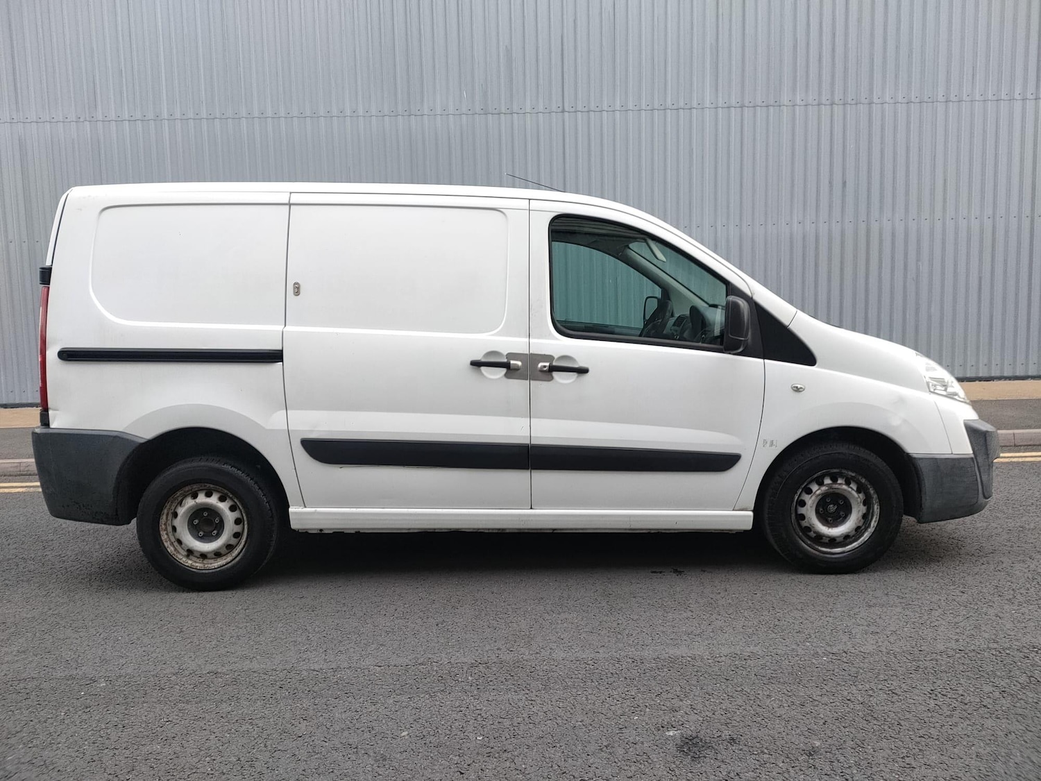 Used Citroen Dispatch 2011 for sale - 76619867: Photo 9