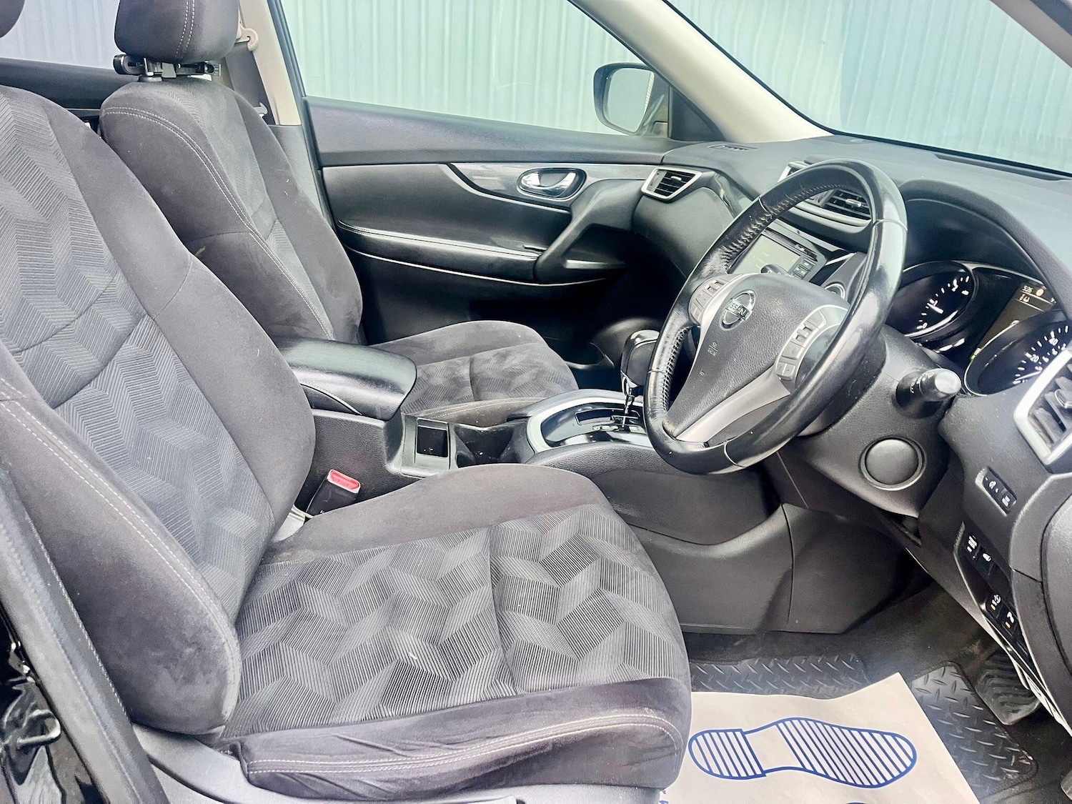 Used Nissan X-Trail for sale - 77670512: Photo 13