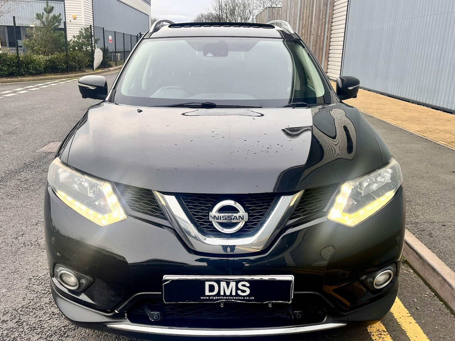 Used Nissan X-Trail for sale - 77670512: Photo 2