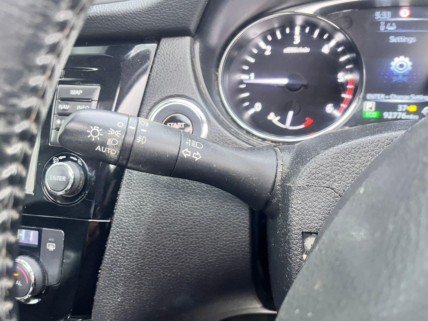 Used Nissan X-Trail for sale - 77670512: Photo 26