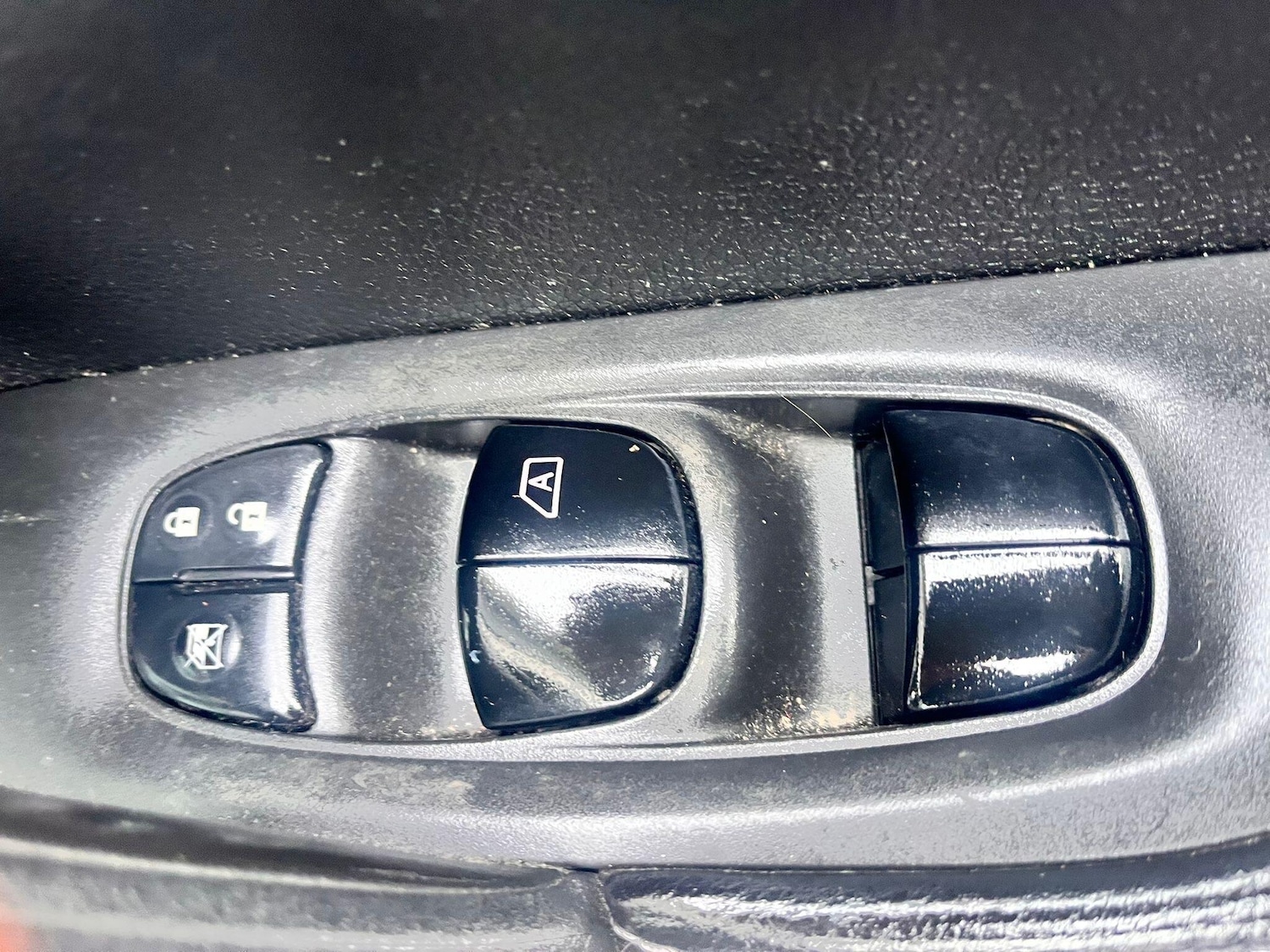 Used Nissan X-Trail for sale - 77670512: Photo 29