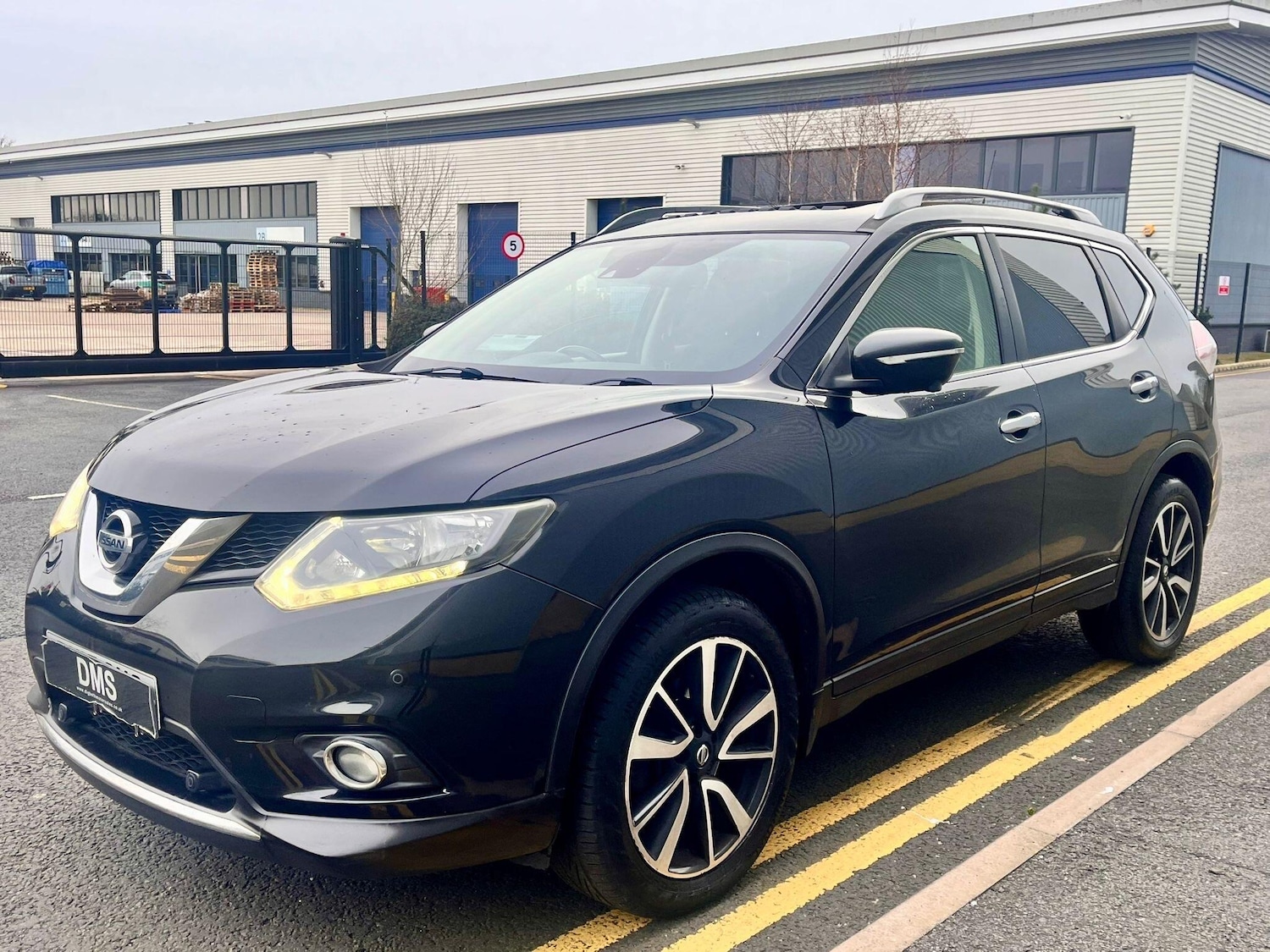 Used Nissan X-Trail for sale - 77670512: Photo 3