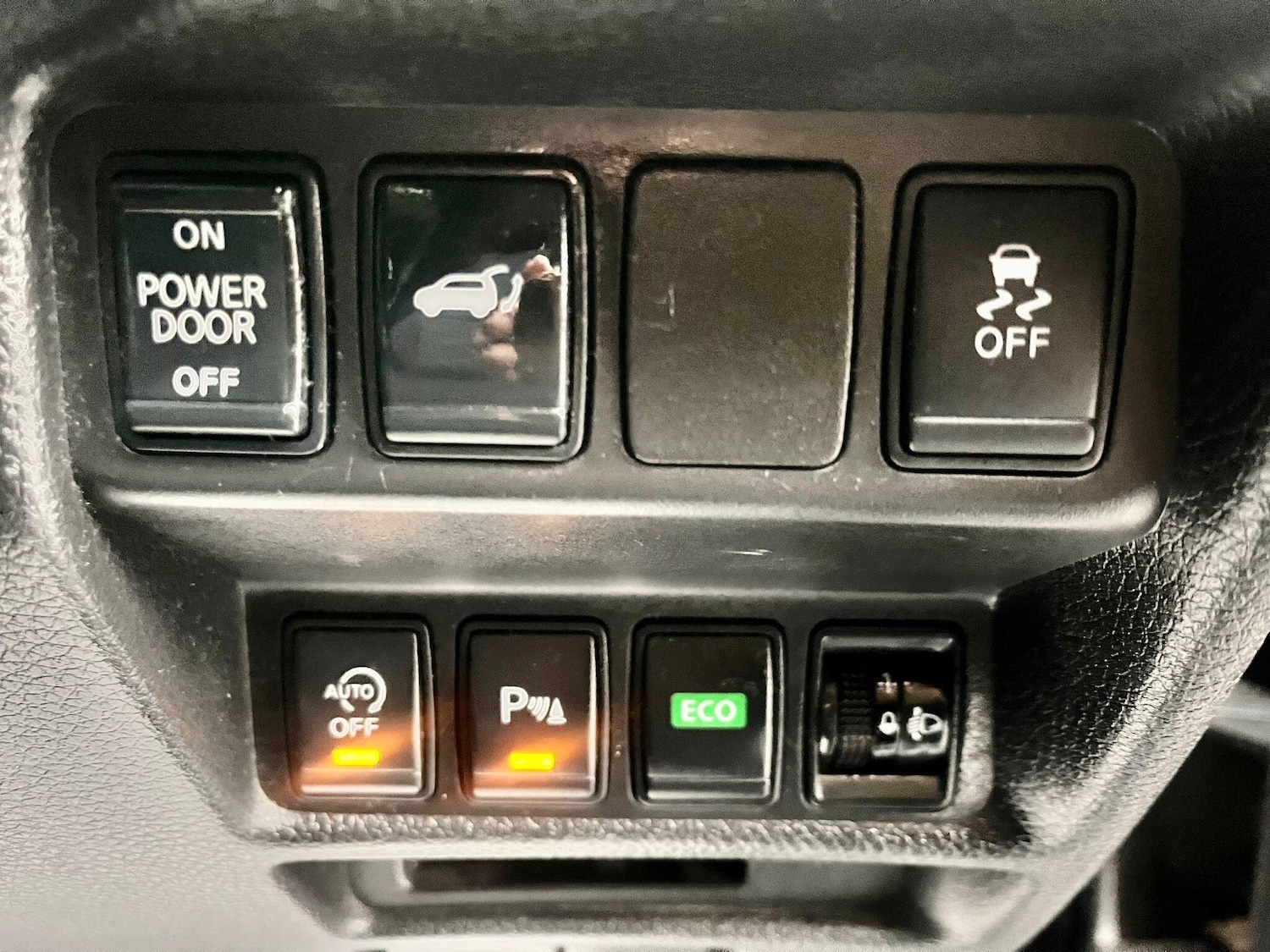 Used Nissan X-Trail for sale - 77670512: Photo 30