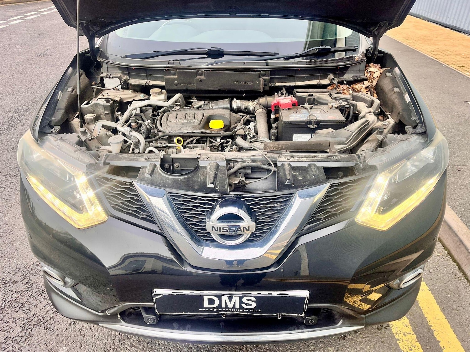 Used Nissan X-Trail for sale - 77670512: Photo 32