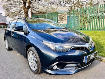 Toyota Auris feature image