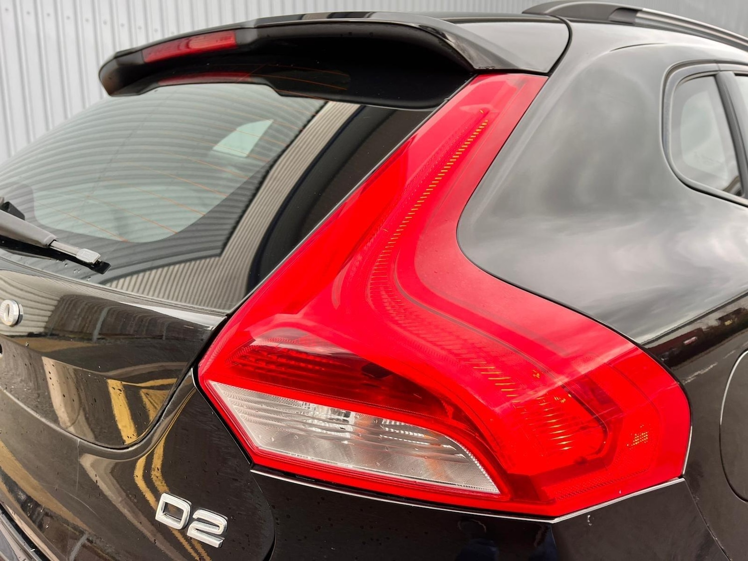 Used Volvo V40 2015 for sale - 77824358: Photo 53