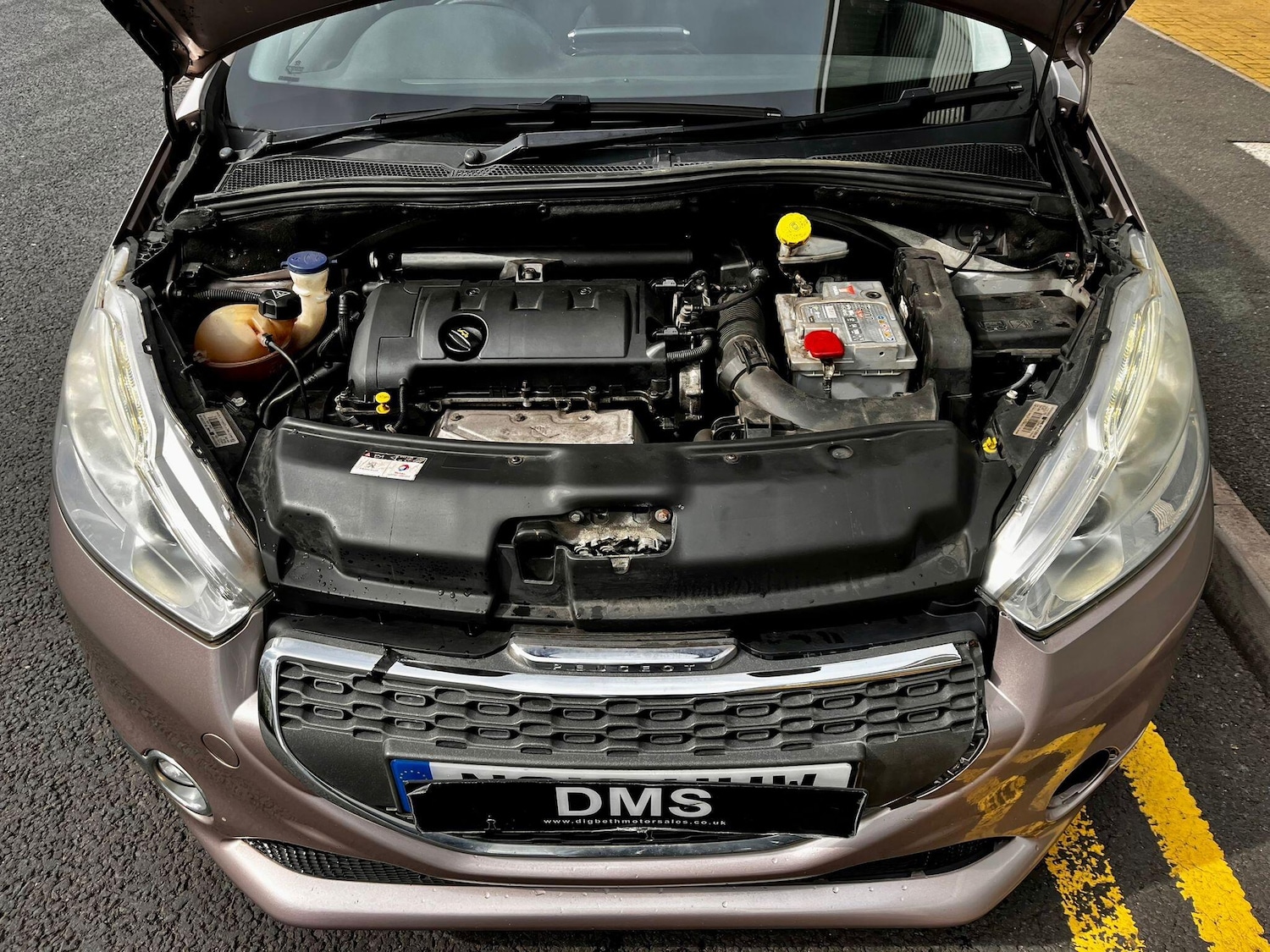 Used Peugeot 208 2012 for sale - 76012954: Photo 13