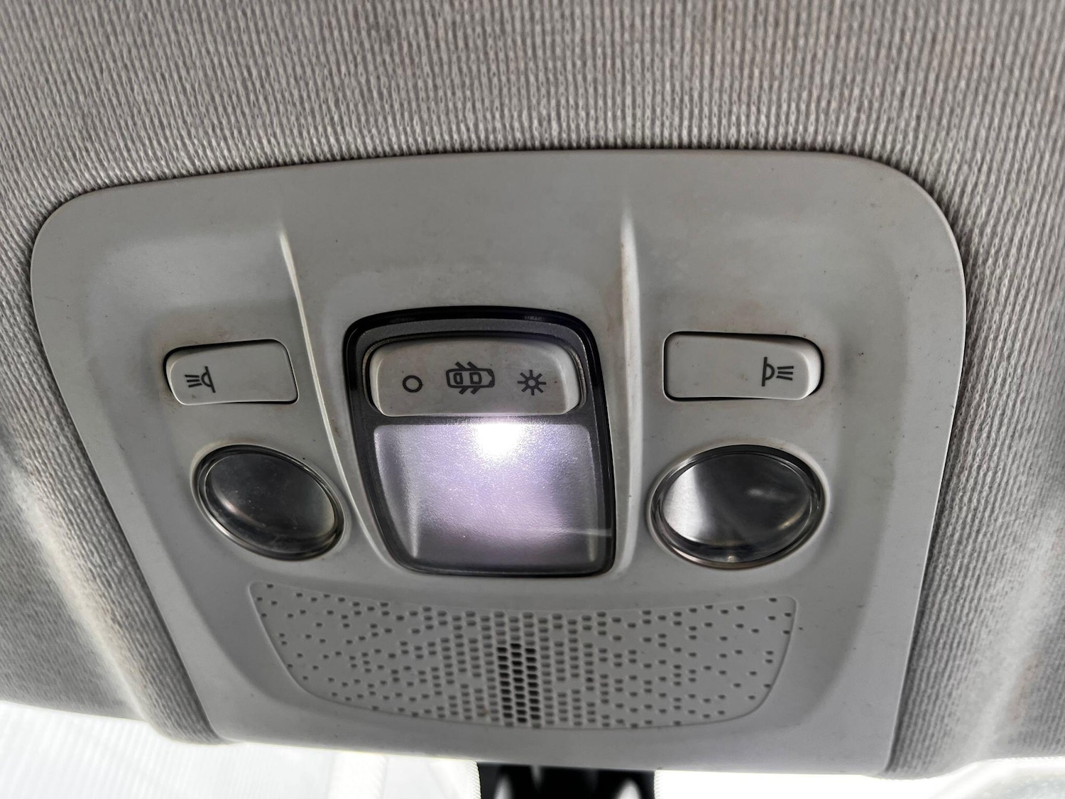 Used Peugeot 208 2012 for sale - 76012954: Photo 16
