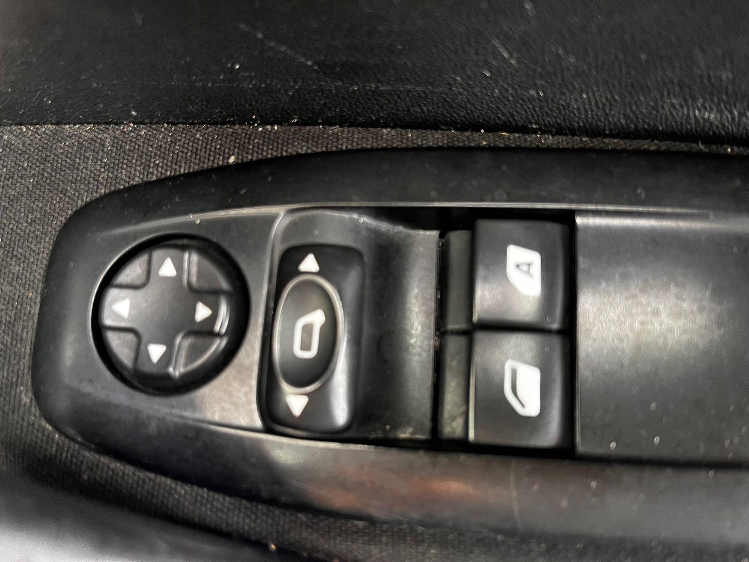Used Peugeot 208 2012 for sale - 76012954: Photo 21