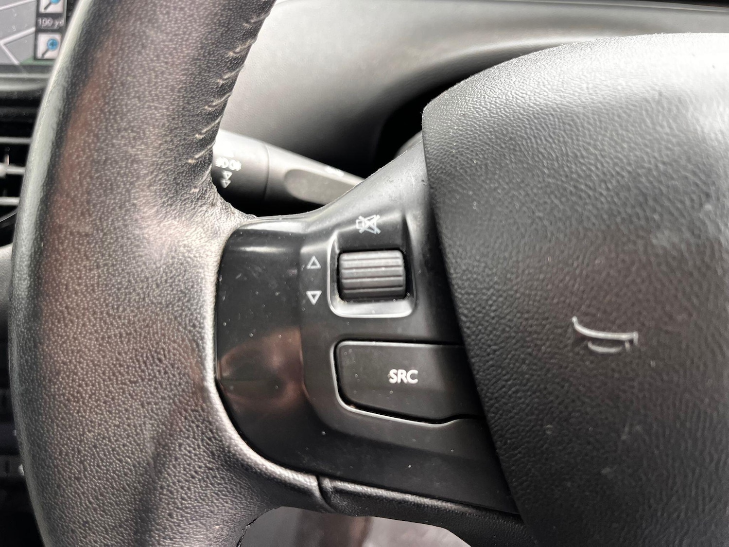 Used Peugeot 208 2012 for sale - 76012954: Photo 29