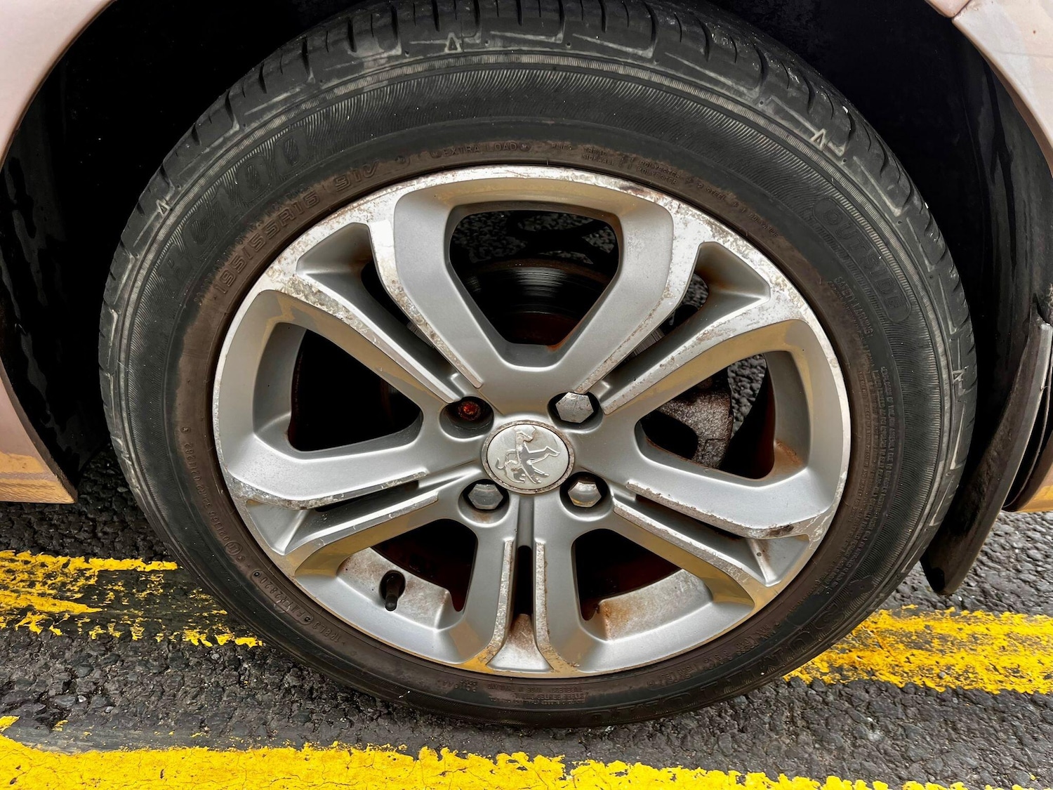 Used Peugeot 208 2012 for sale - 76012954: Photo 42
