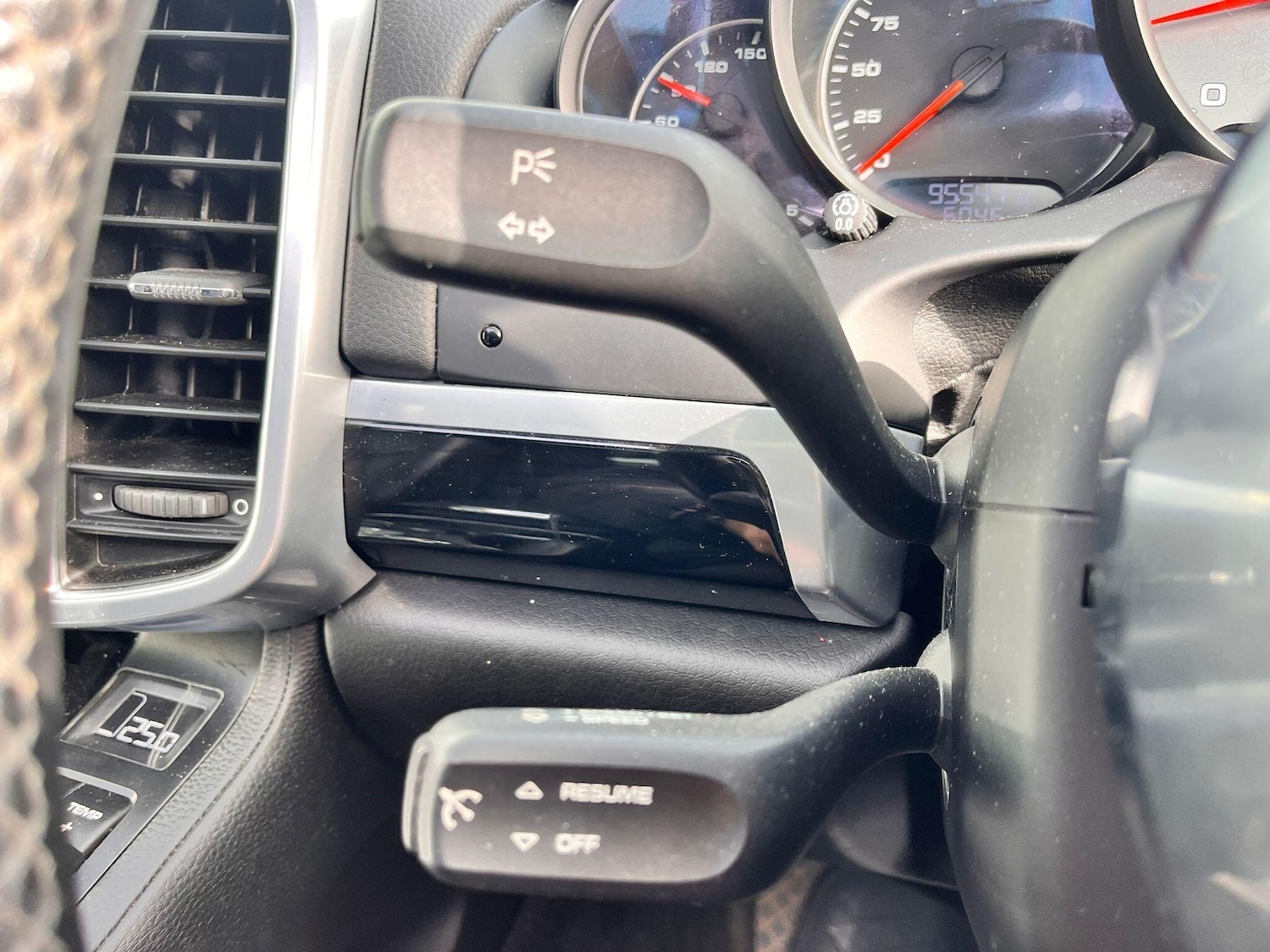 Used Porsche Cayenne 2016 for sale - 77783175: Photo 22