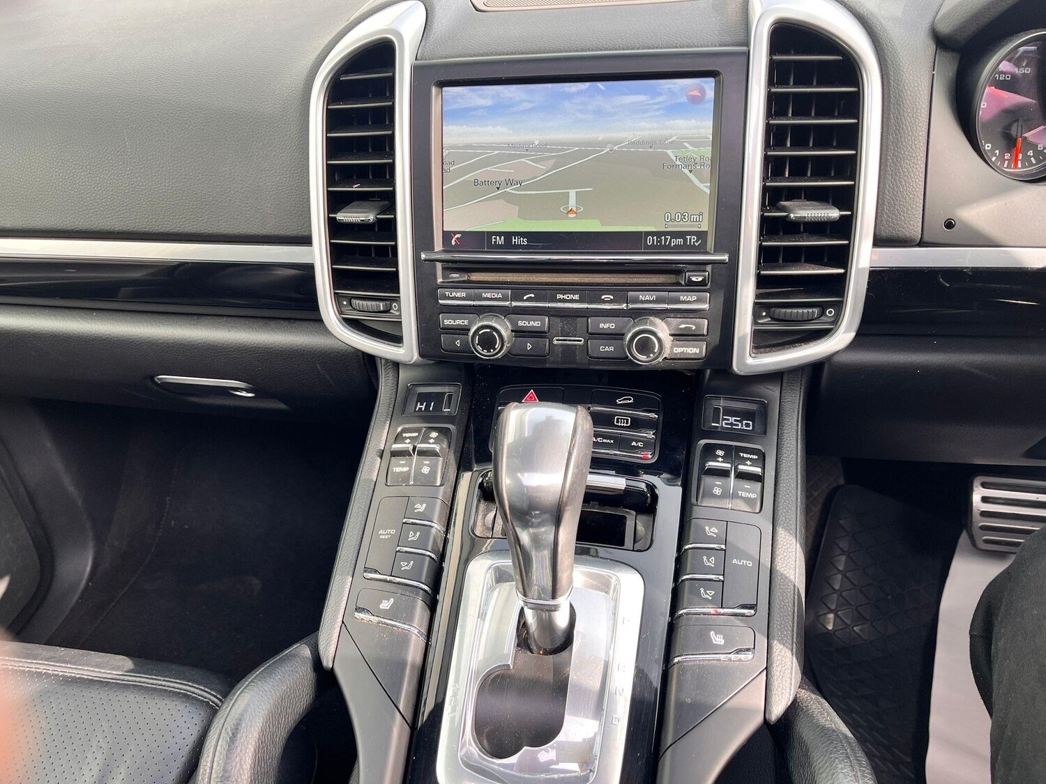 Used Porsche Cayenne 2016 for sale - 77783175: Photo 43