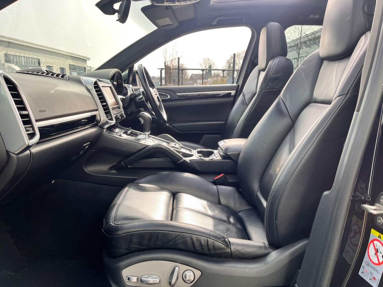 Used Porsche Cayenne 2016 for sale - 77783175: Photo 63