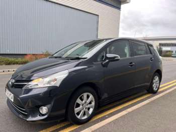 Used Toyota Verso 2015 for sale - 73587019: Photo