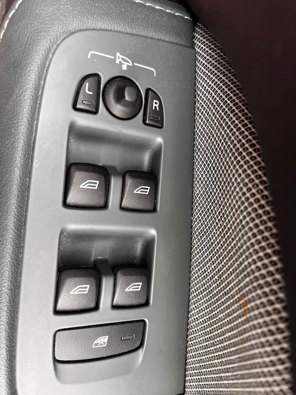 Used Volvo S60 2020 for sale - 75449373: Photo 24