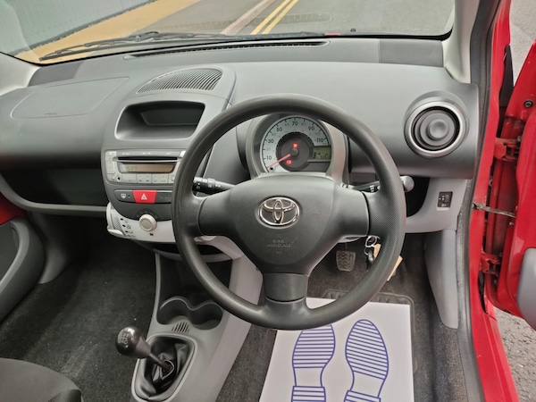 Used Toyota AYGO 2011 for sale - 76282761: Photo 11