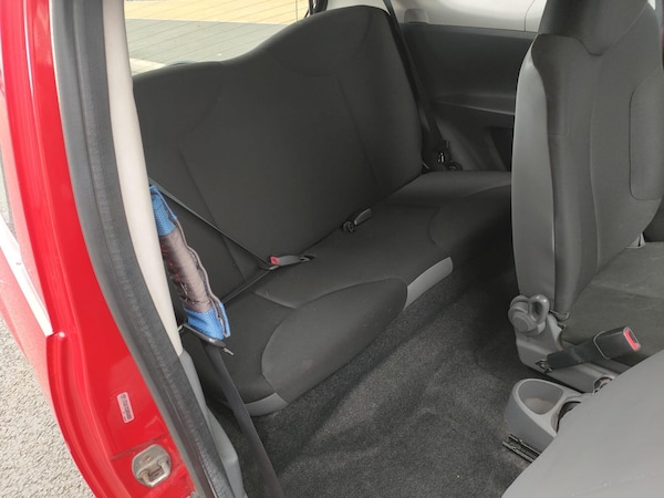 Used Toyota AYGO 2011 for sale - 76282761: Photo 13