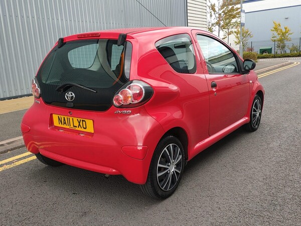 Used Toyota AYGO 2011 for sale - 76282761: Photo 16