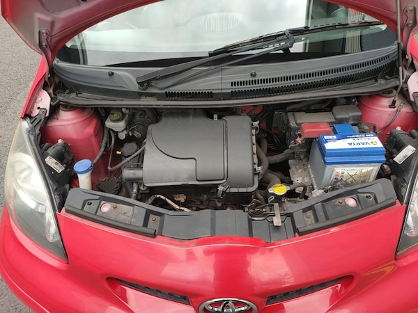 Used Toyota AYGO 2011 for sale - 76282761: Photo 27