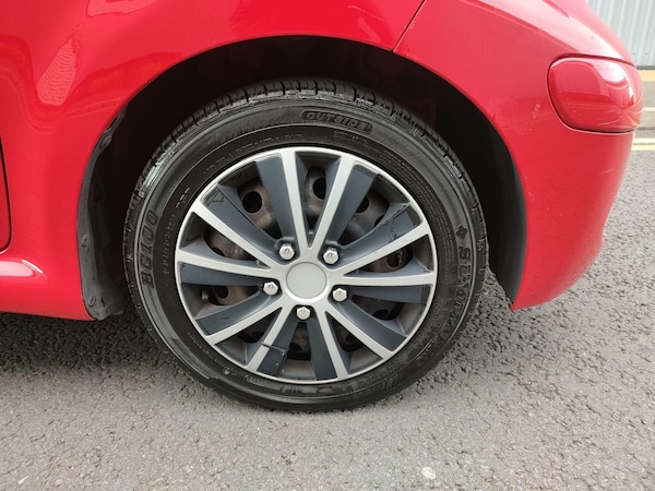 Used Toyota AYGO 2011 for sale - 76282761: Photo 30