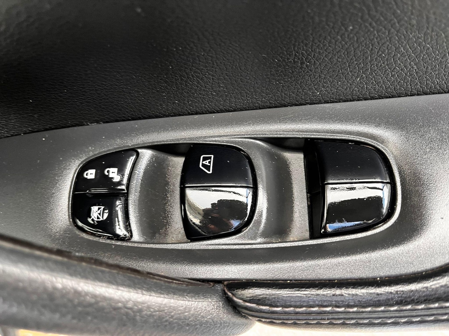 Used Nissan X-Trail 2016 for sale - 77131424: Photo 30