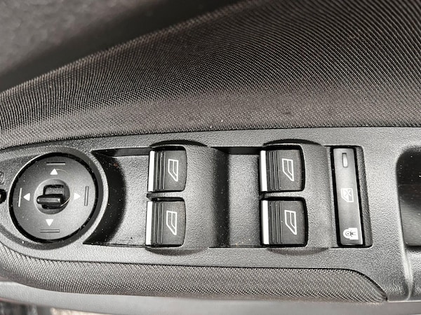 Used Ford C-Max 2018 for sale - 76315037: Photo 21