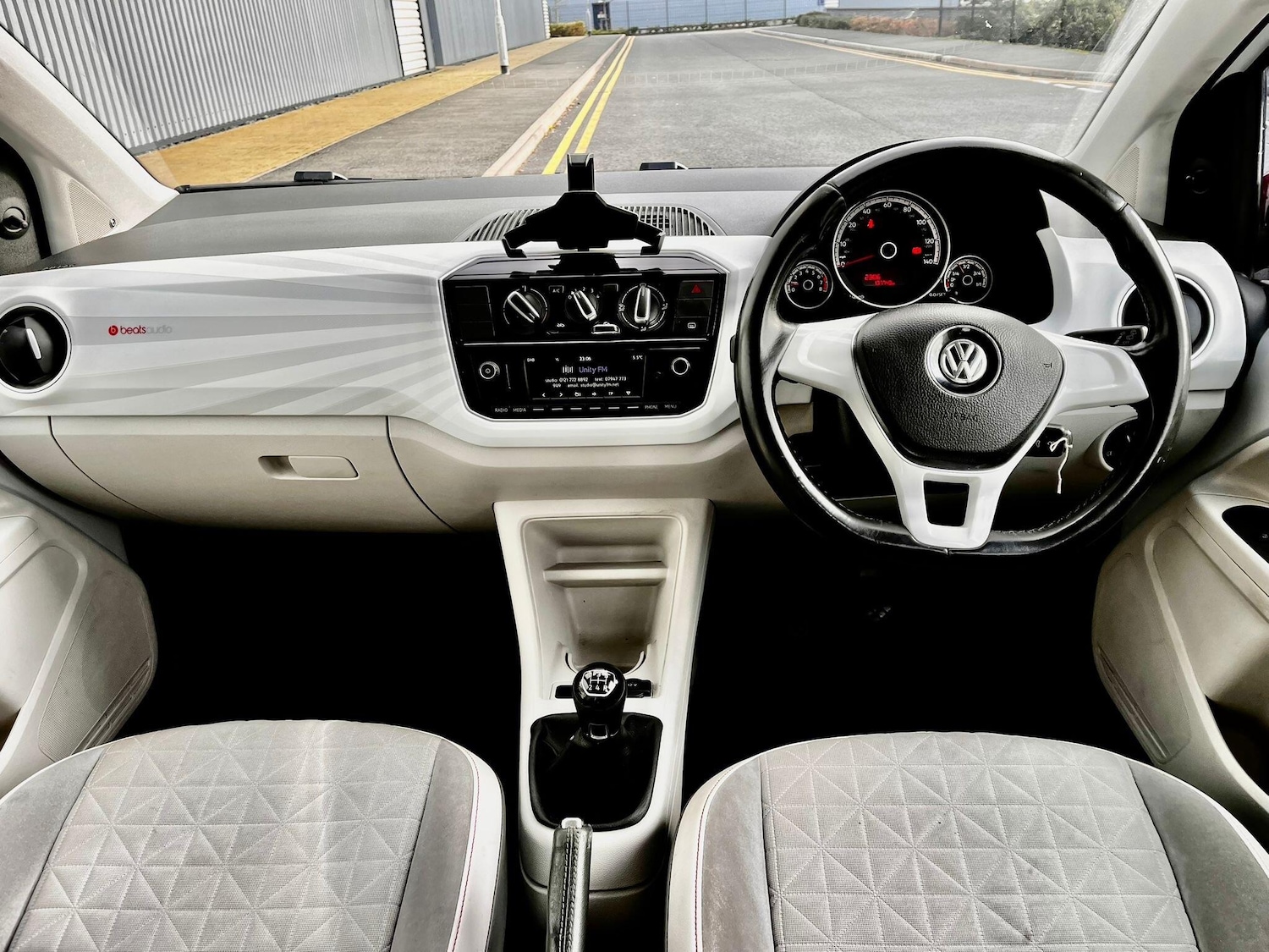 Used Volkswagen up! 2017 for sale - 76633094: Photo 10