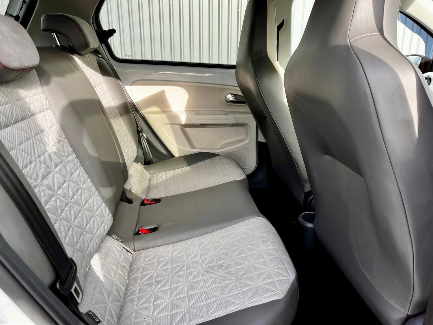 Used Volkswagen up! 2017 for sale - 76633094: Photo 12