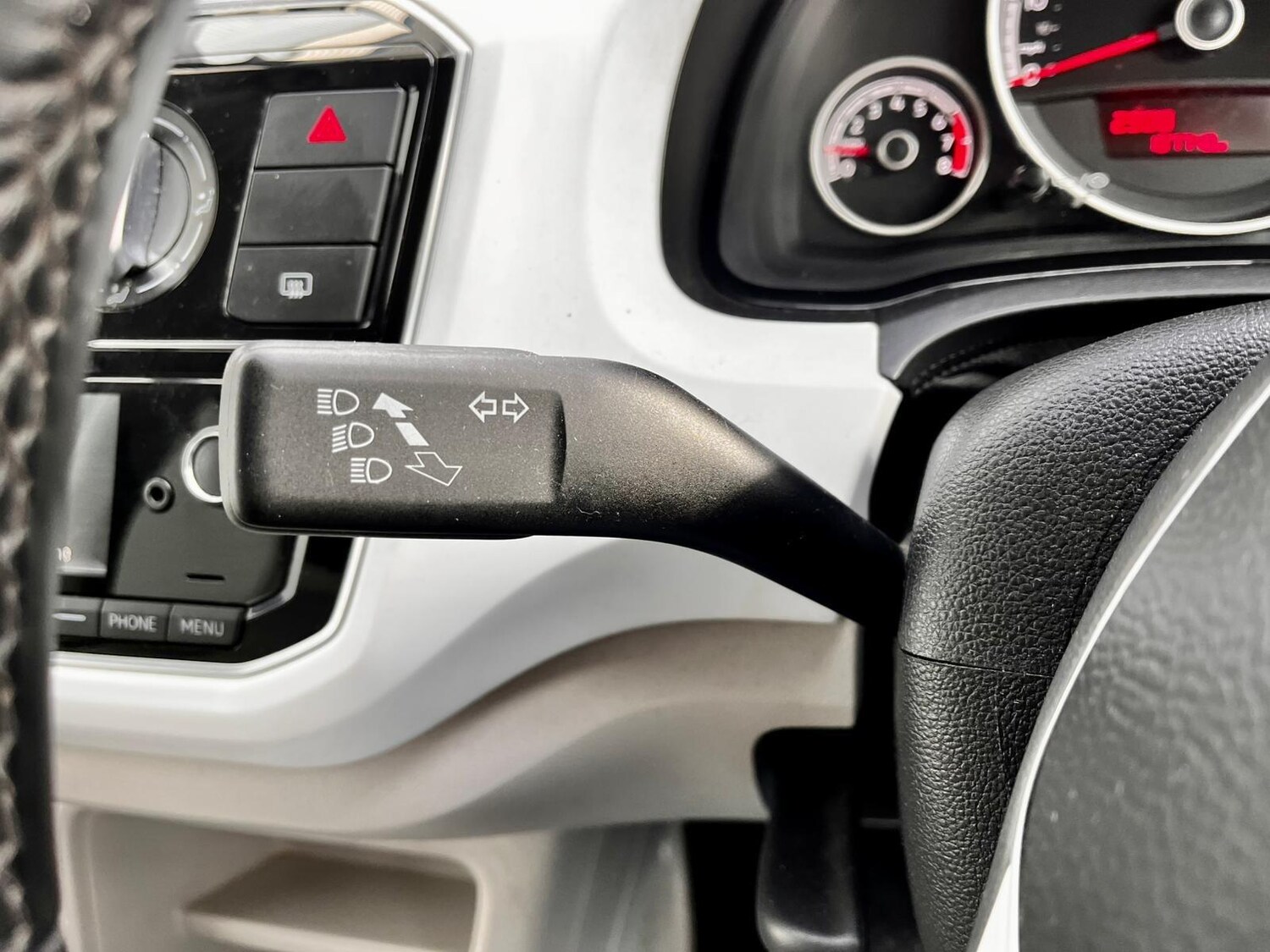 Used Volkswagen up! 2017 for sale - 76633094: Photo 30