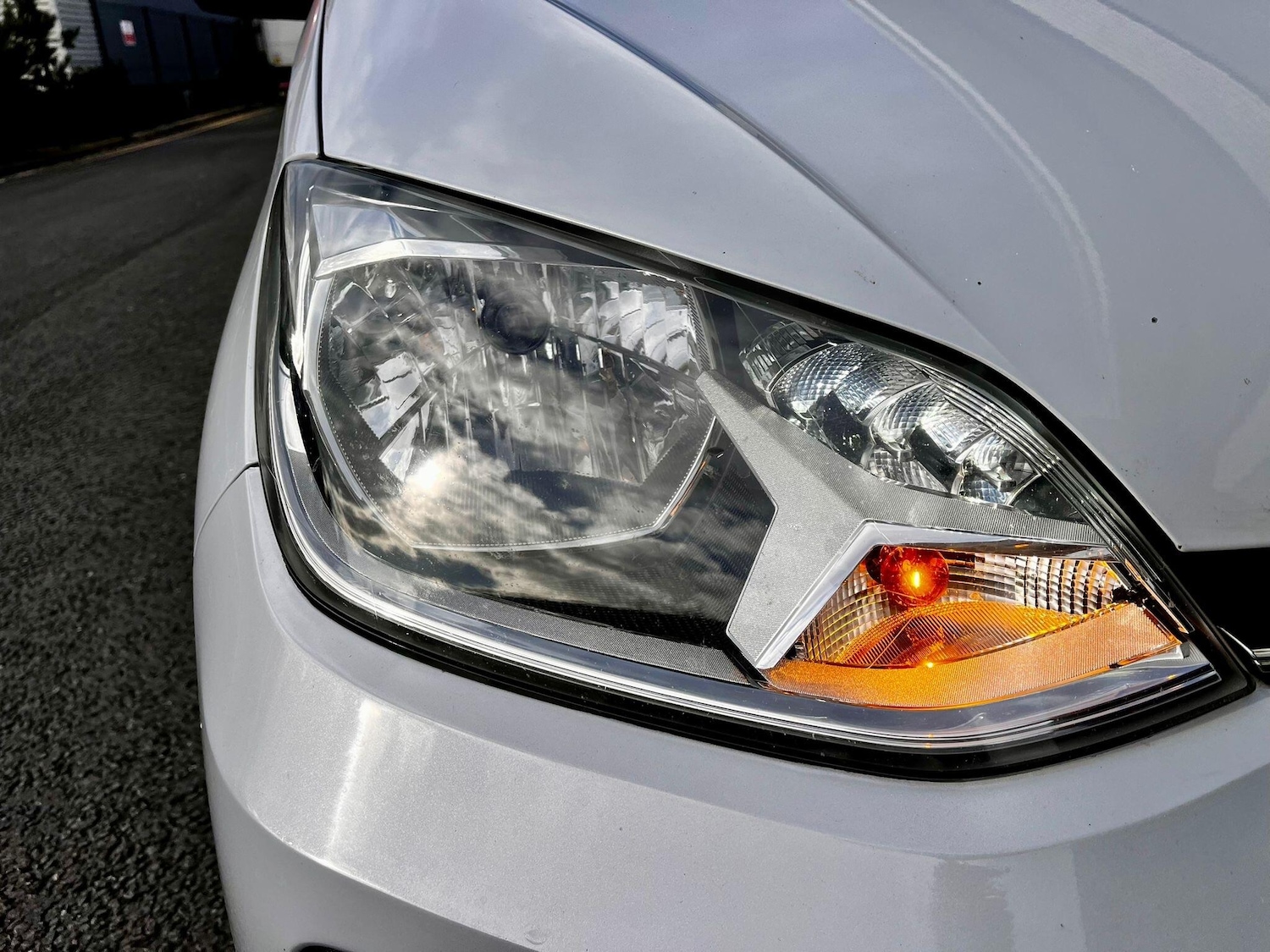 Used Volkswagen up! 2017 for sale - 76633094: Photo 45