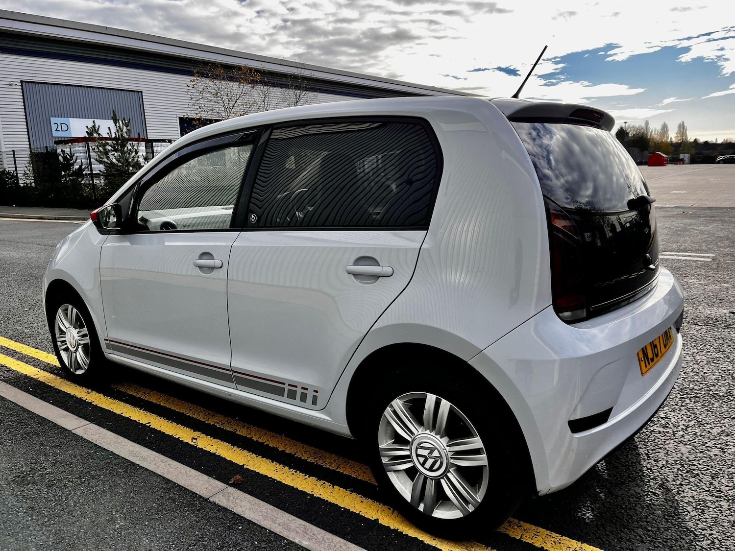 Used Volkswagen up! 2017 for sale - 76633094: Photo 5