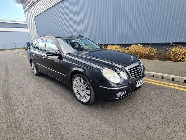 Used Mercedes-Benz E Class 2008 for sale - 74758841: Photo 13