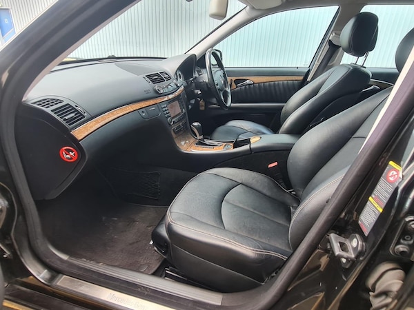 Used Mercedes-Benz E Class 2008 for sale - 74758841: Photo 19