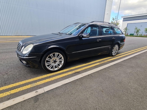 Used Mercedes-Benz E Class 2008 for sale - 74758841: Photo 21