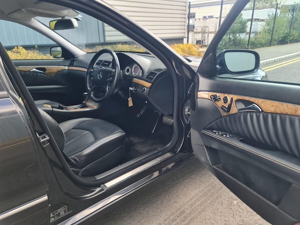 Used Mercedes-Benz E Class 2008 for sale - 74758841: Photo 27