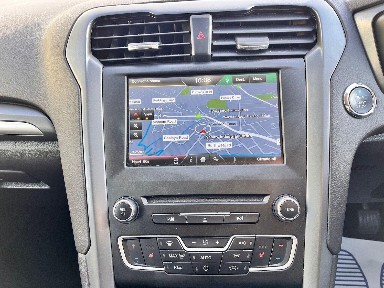 Used Ford Mondeo 2016 for sale - 77883123: Photo 34